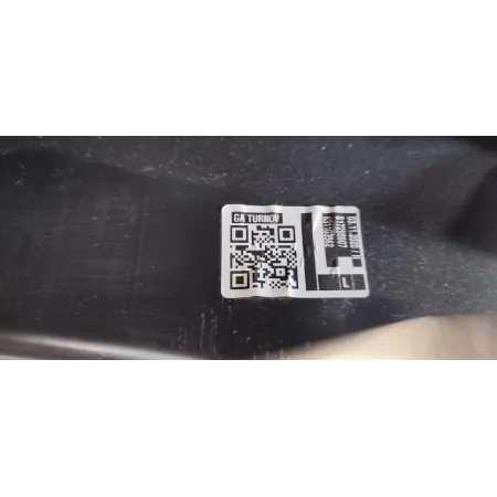 VOLVO XC40 OSŁONA SŁUPKA LEWA 32244154