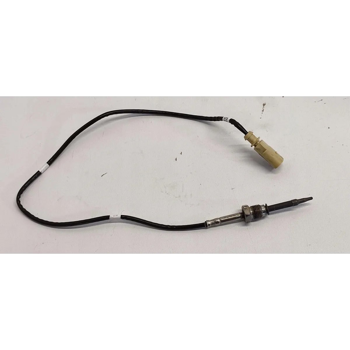 VW TIGUAN II CZUJNIK TEMPERATURY SPALIN 05L906088AK