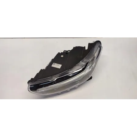VOLVO XC40 LAMPA LEWY PRZÓD RHD ANGLIK 31655984 31655997