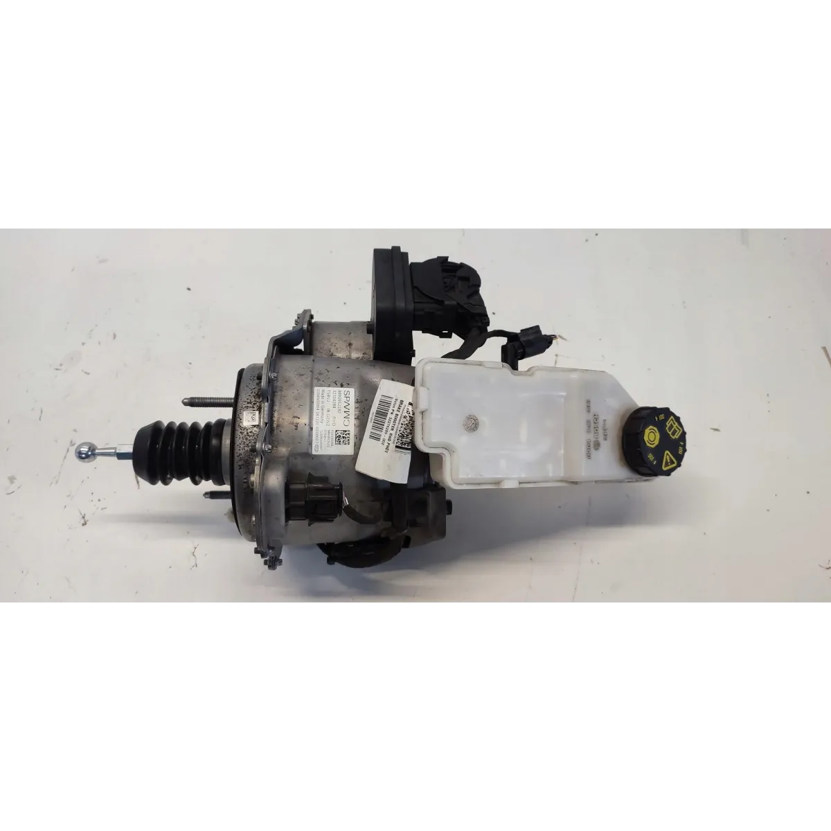 VOLVO XC40 SERWO POMPA HAMULCOWA 32334284