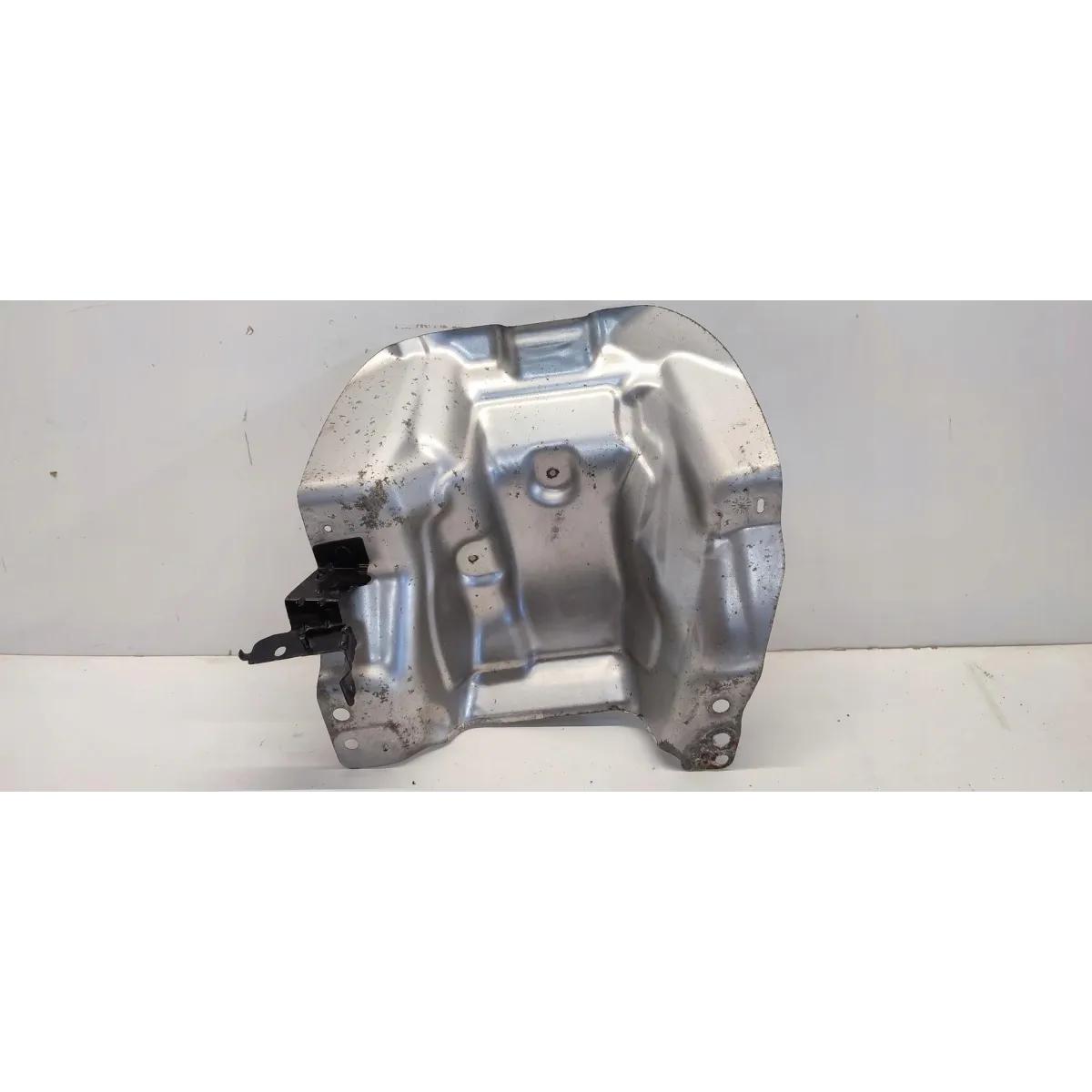 VOLVO XC40 OSŁONA TERMICZNA WYDECHU 32289114