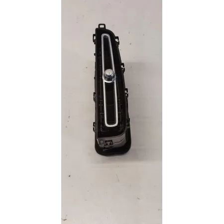 VOLVO XC40 KRATKA NAWIEWU LEWA ŚRODKOWA 31442627