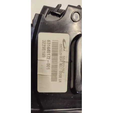 VOLVO XC40 OSŁONA SŁUPKA LEWY TYŁ 31469202