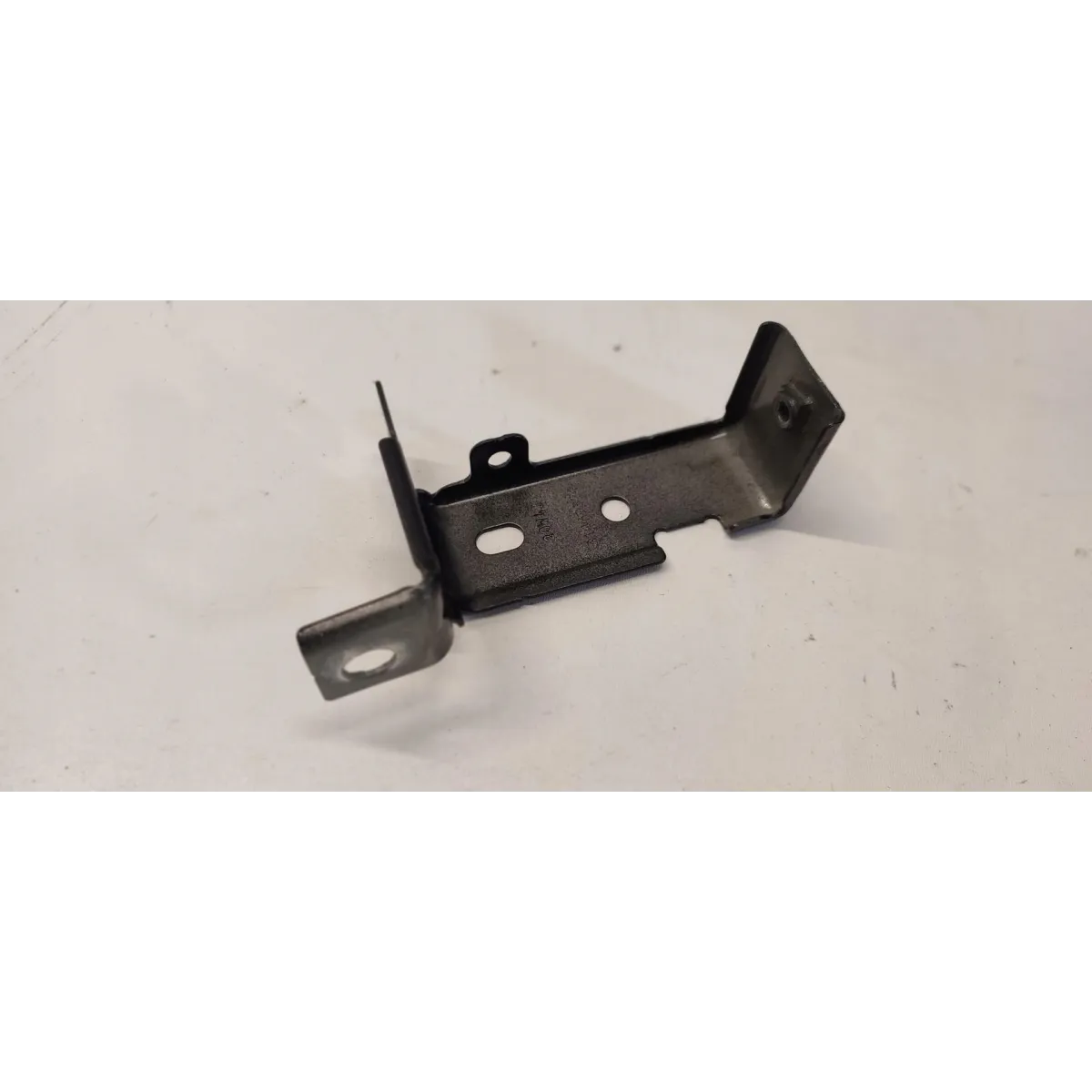 VOLVO XC40 MOCOWANIE BŁOTNIKA LEWE 717 31469374