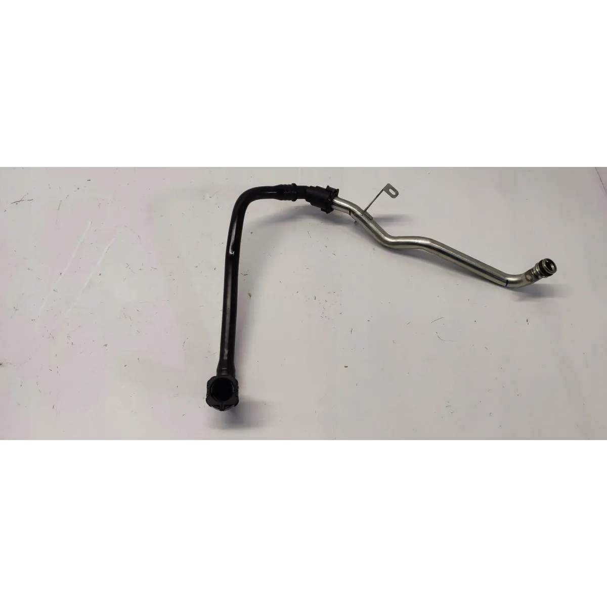 VOLVO XC40 RURA PRZEWÓD WODY 32208400