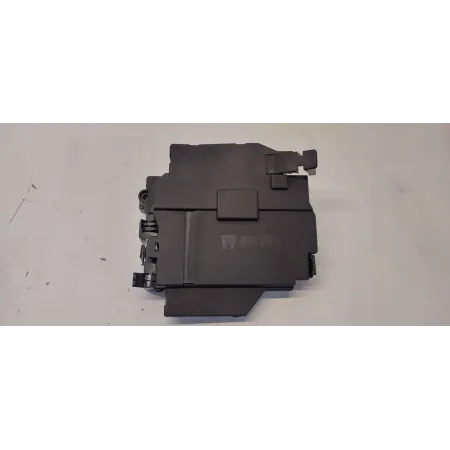 VOLVO XC40 KLEMA ROZDZIELACZ PRĄDU 32265898