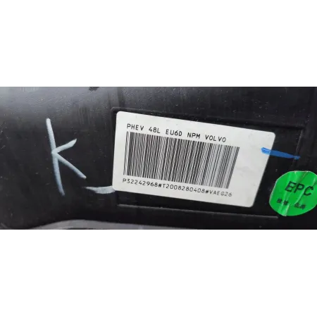 VOLVO XC40 ZBIORNIK PALIWA 32242968 32139115 32312205 31452992