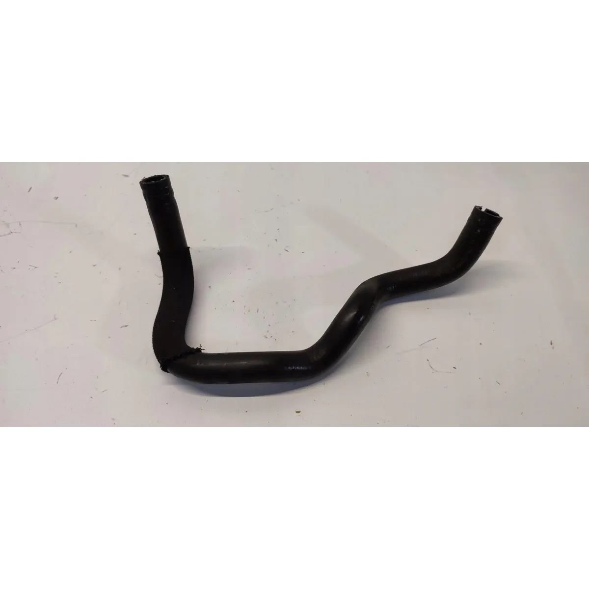 VOLVO XC40 RURA PRZEWÓD WODY 32224238
