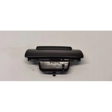 VOLVO XC40 SCHOWEK POPIELNICZKA 32130800 32130798