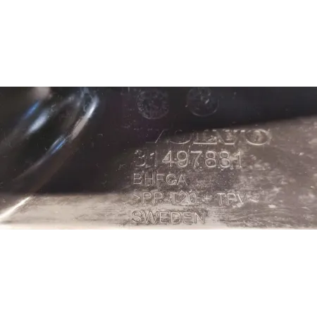VOLVO XC40 OSŁONA BŁOTNIKA PRAWY PRZÓD 31497881
