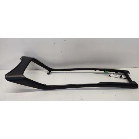 VOLVO XC40 RAMKA TUNELU ŚRODKOWEGO 32226897