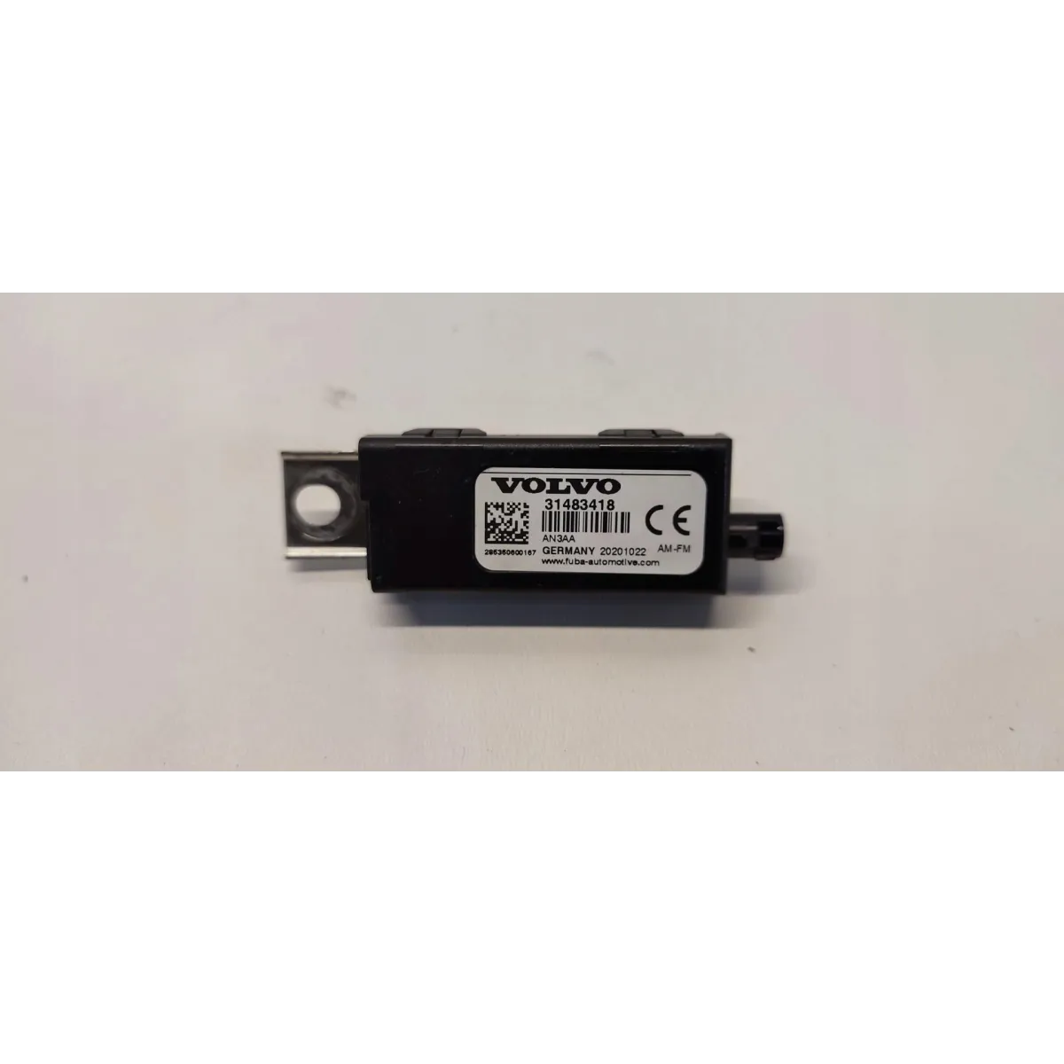 VOLVO XC40 WZMACNIACZ ANTENY 31483418