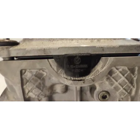 BMW E39 GŁOWICA 2247054