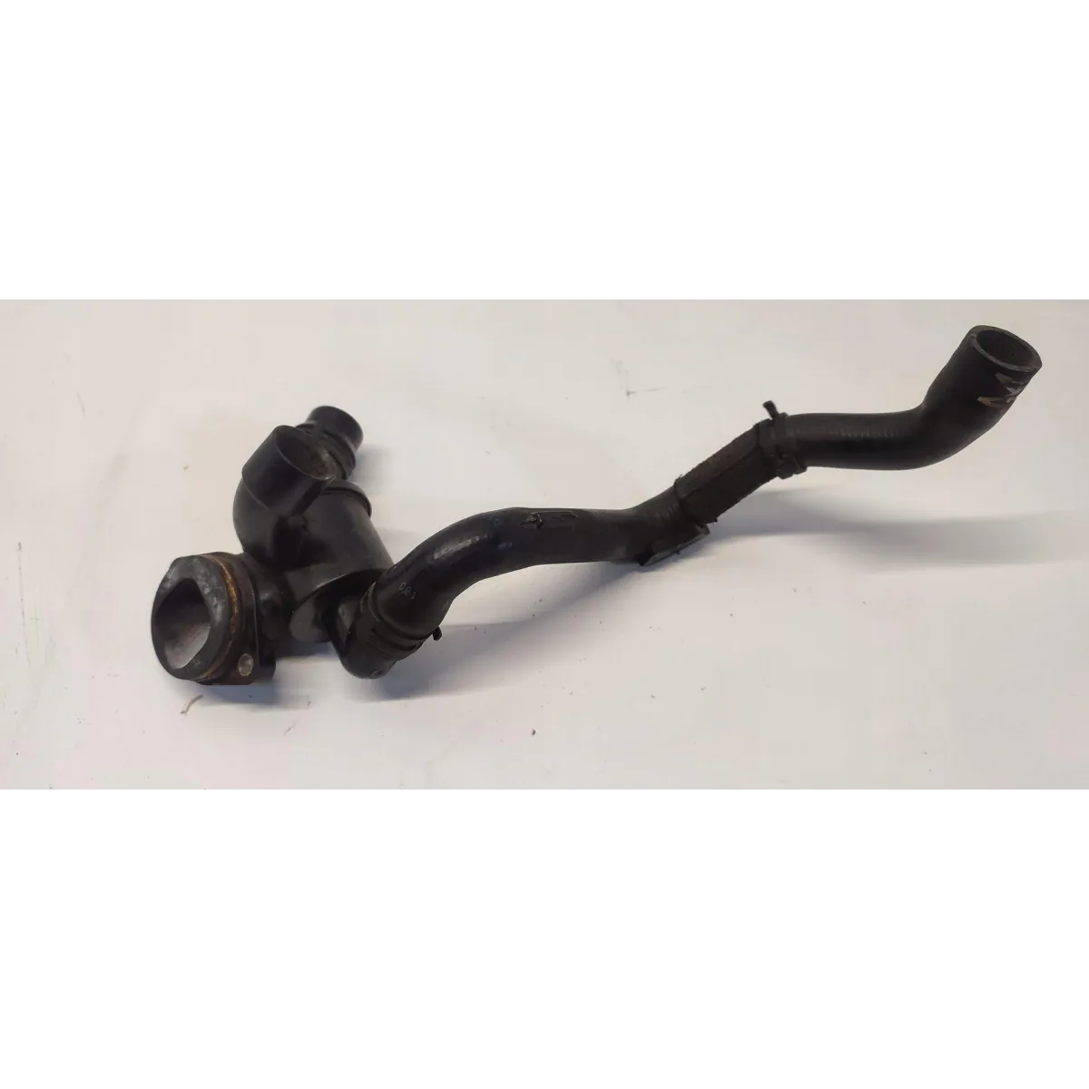 AUDI A4 B8 RURA PRZEWÓD WODY 03L121157AQ